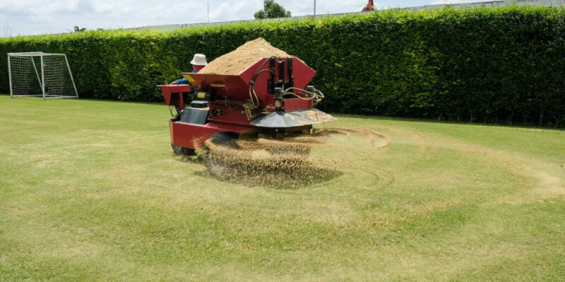 Surface Spreading for Lawns