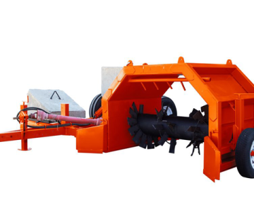 Tractor compost turner