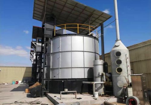 Industrial composter for fast and efficient large-scale composting of pig manure