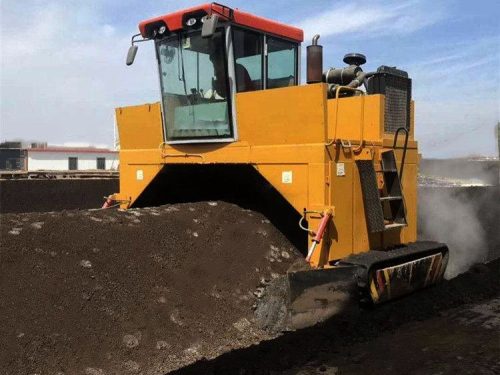 Working Principle of Tracked Compost Windrow urner