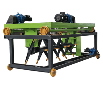 Rake tooth compost turner